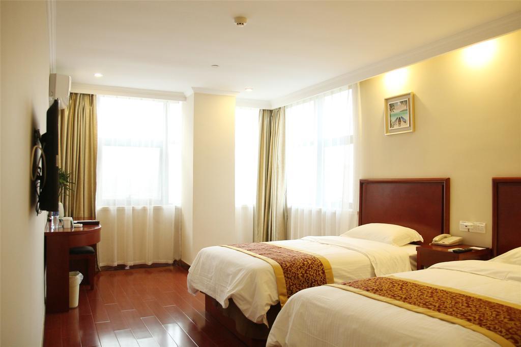 Greentree Inn Hainan Haikou Hainan College Of Vocation And Technique Jinniu Road Business Hotel Екстериор снимка