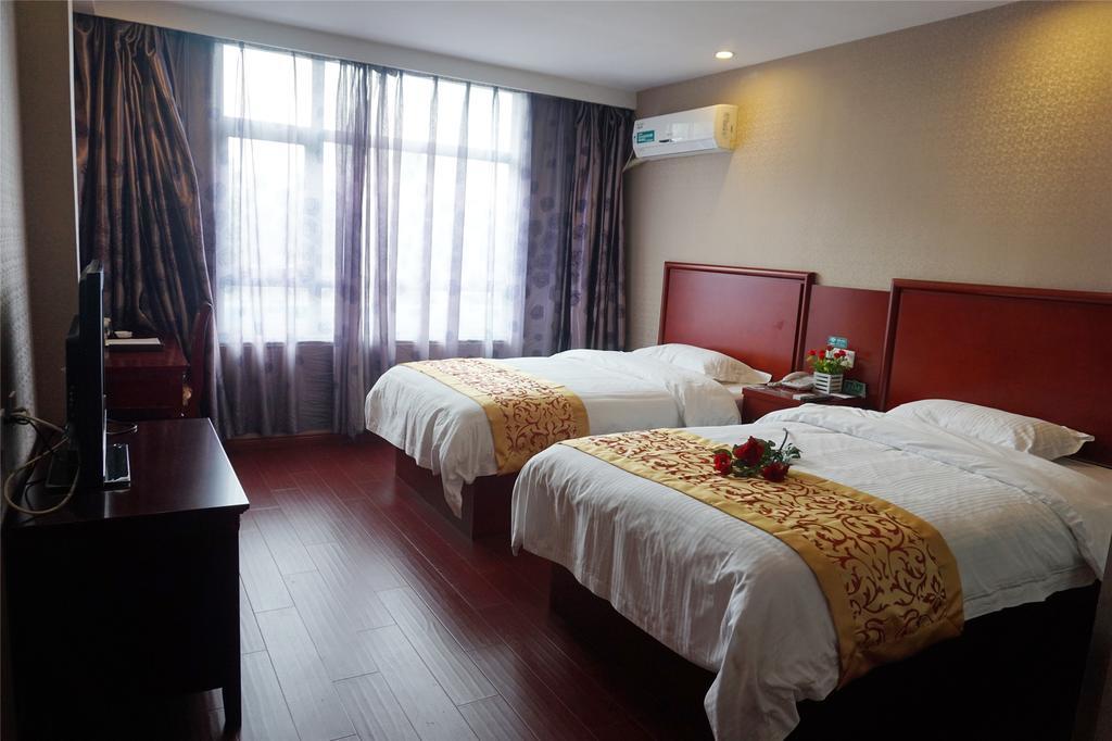 Greentree Inn Hainan Haikou Hainan College Of Vocation And Technique Jinniu Road Business Hotel Екстериор снимка