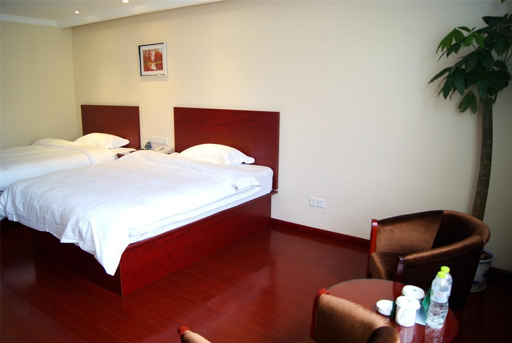 Greentree Inn Hainan Haikou Hainan College Of Vocation And Technique Jinniu Road Business Hotel Екстериор снимка